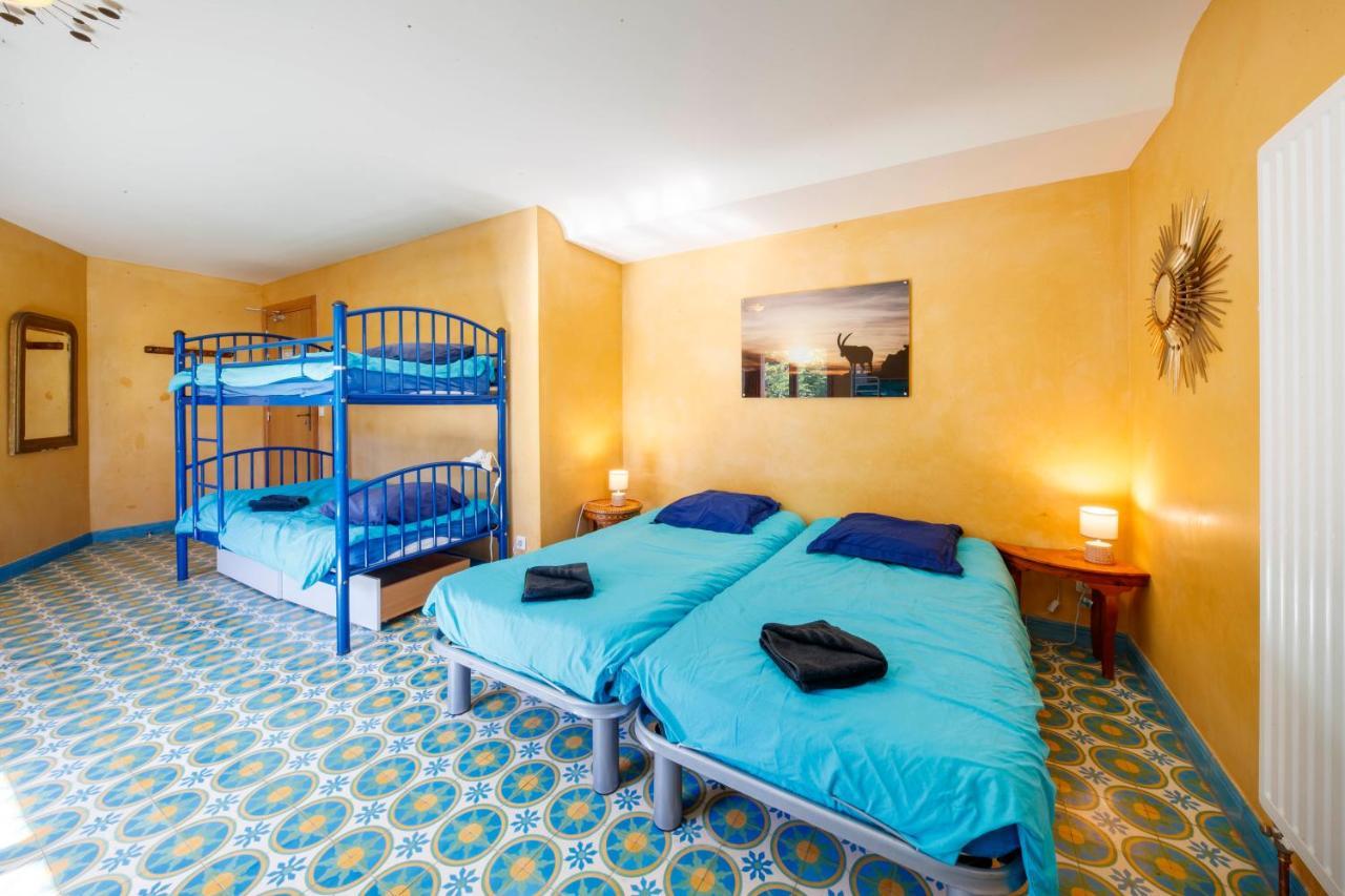 Eco-Hotel Et Yourtes Du Mercantour Guillaumes Exterior photo