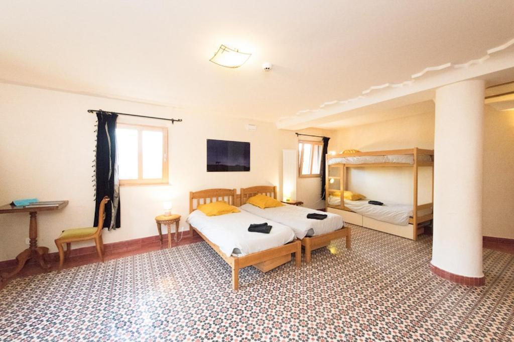 Eco-Hotel Et Yourtes Du Mercantour Guillaumes Exterior photo